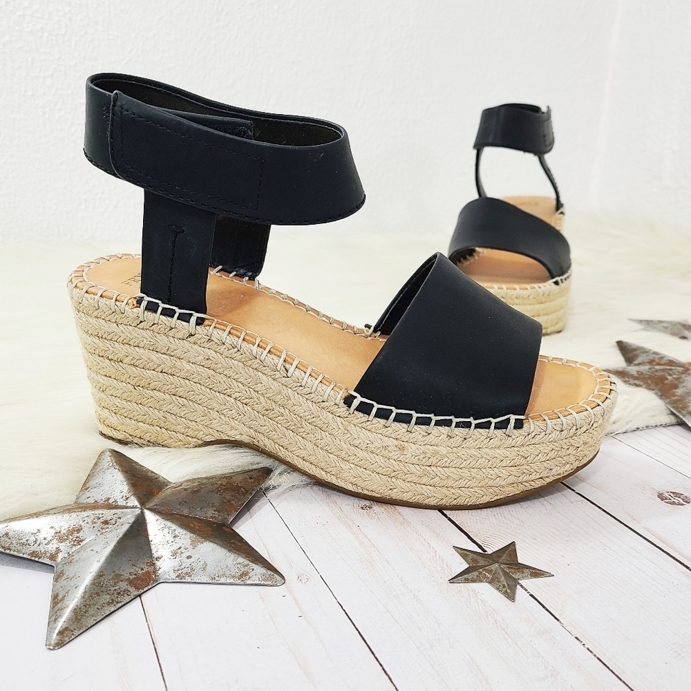 Frye Amber espadrille wedge sandals black leather ankle strap size 7.5